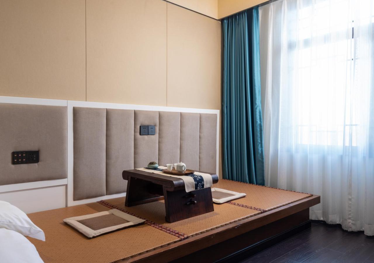 Beijing Tangfu Hotel - Located In The City Center Adjacent To The Subway Station Close To Nanluoguxiang Gulou Lama Temple Tiananmen Square Forbidden City Temple Of Heaven Providing Laundry Car Rental And Ticketing Services Buitenkant foto