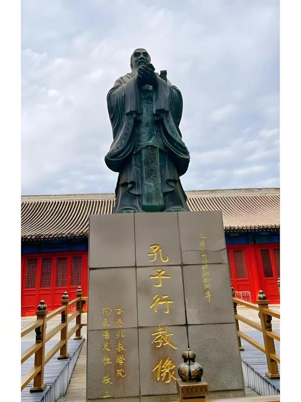 Beijing Tangfu Hotel - Located In The City Center Adjacent To The Subway Station Close To Nanluoguxiang Gulou Lama Temple Tiananmen Square Forbidden City Temple Of Heaven Providing Laundry Car Rental And Ticketing Services Buitenkant foto